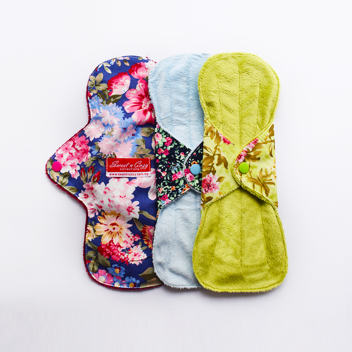 Cloth Pad Medium set 3’s (Random)